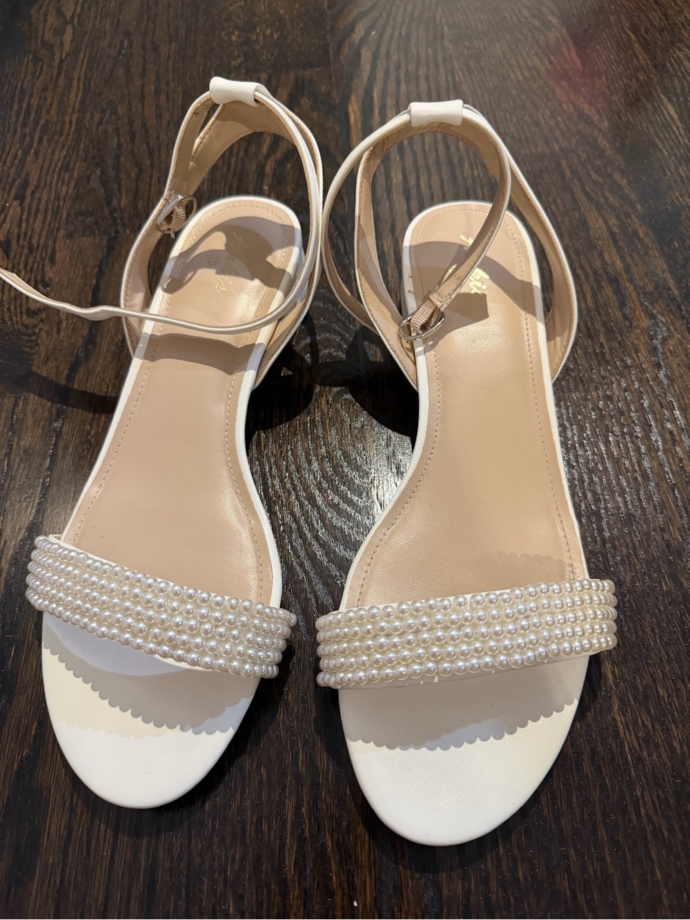 New Women's Ivory Pearl-Accent Low Block Heel Sandals bridal - Picture 2 of 8